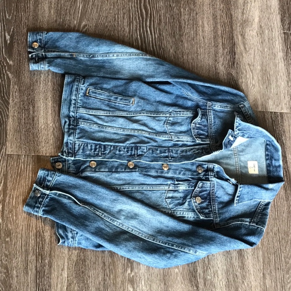 New Gap Jeans Jacket